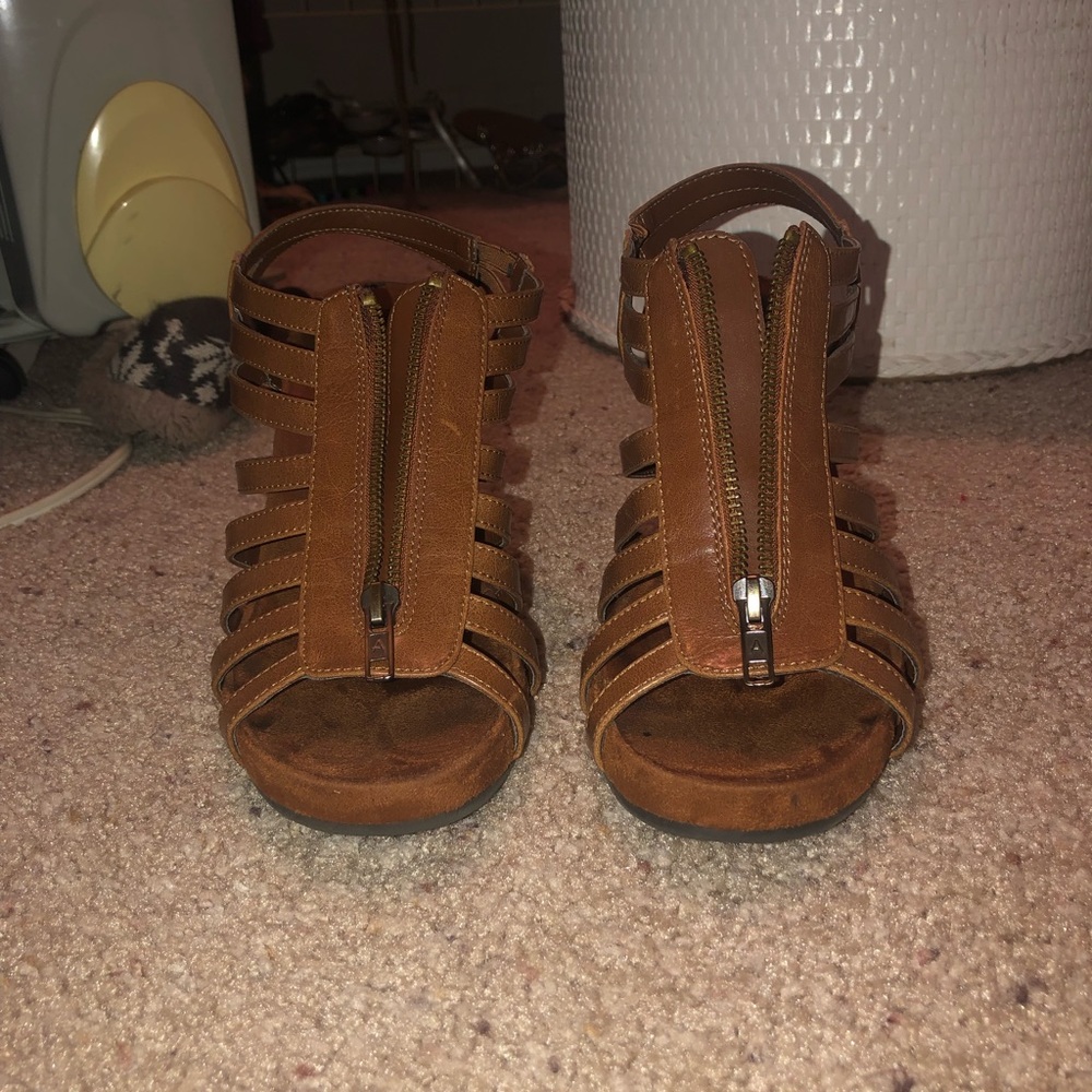 Aerosoles wedges